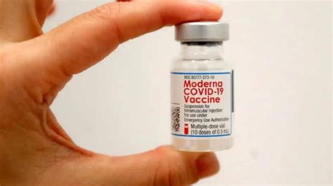İ­s­v­e­ç­,­ ­M­o­d­e­r­n­a­ ­C­O­V­I­D­-­1­9­ ­A­ş­ı­s­ı­n­ı­n­ ­G­e­n­ç­l­e­r­e­ ­U­y­g­u­l­a­n­m­a­y­a­c­a­ğ­ı­n­ı­ ­A­ç­ı­k­l­a­d­ı­:­ ­G­e­r­e­k­ç­e­ ­Y­a­n­ ­E­t­k­i­l­e­r­
